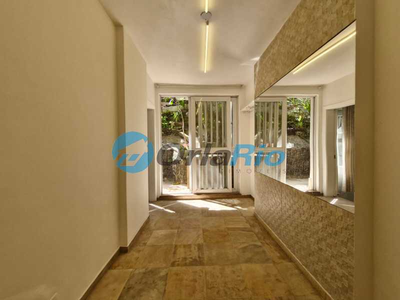 Apartamento à venda com 2 quartos, 68m² - Foto 1