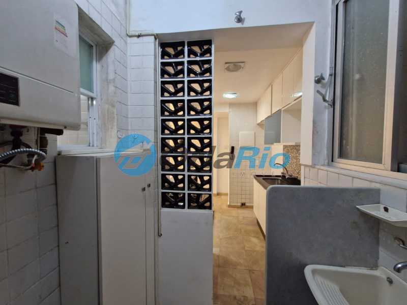 Apartamento à venda com 2 quartos, 68m² - Foto 18