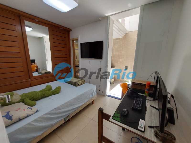 Apartamento à venda com 2 quartos, 77m² - Foto 18