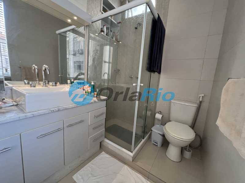 Apartamento à venda com 3 quartos, 121m² - Foto 19