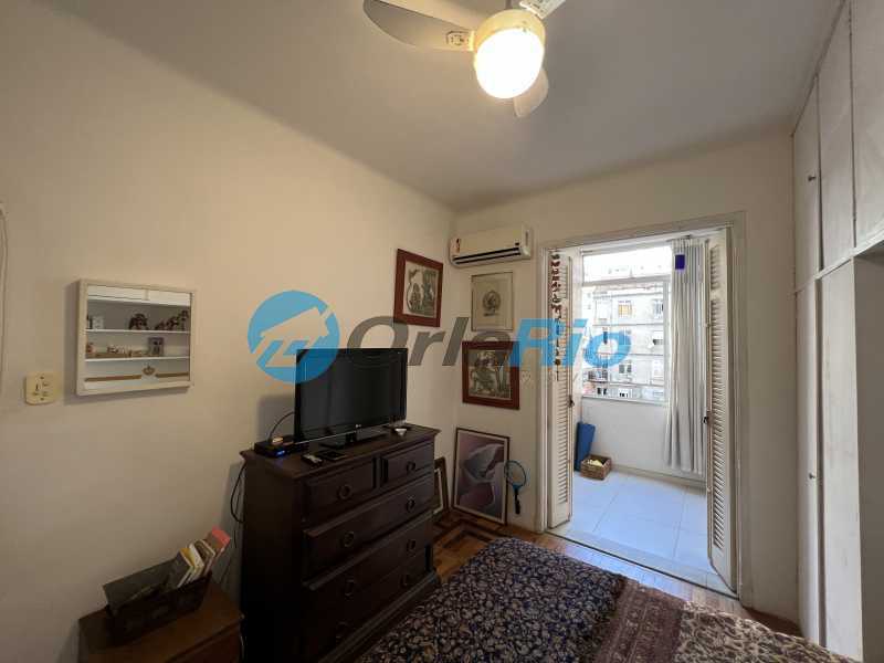 Apartamento à venda com 3 quartos, 121m² - Foto 17