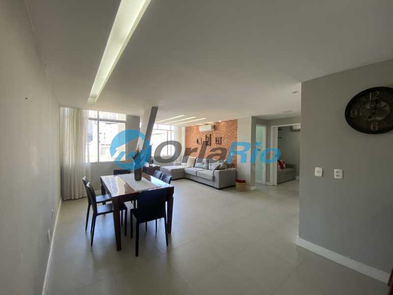 Apartamento à venda com 3 quartos, 92m² - Foto 2