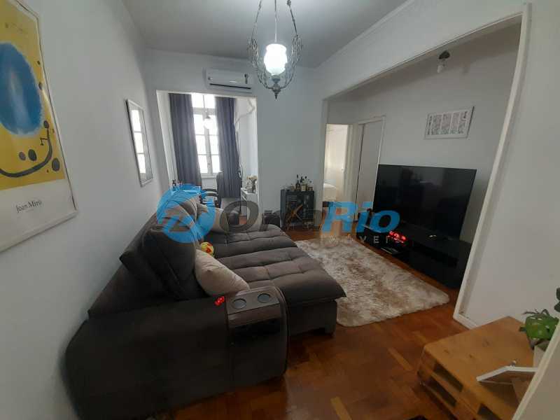 Apartamento à venda com 3 quartos, 75m² - Foto 4