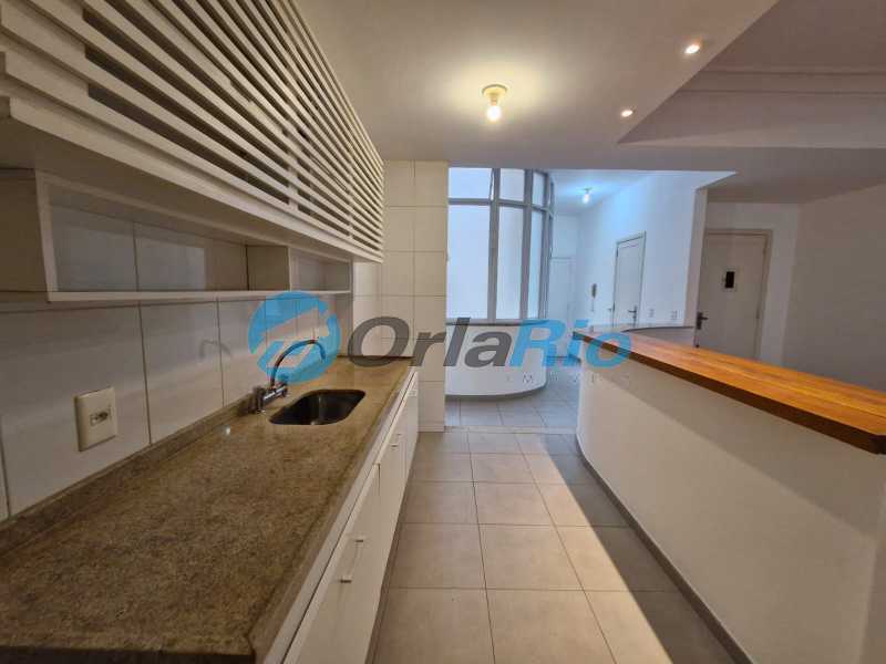 Apartamento à venda com 3 quartos, 130m² - Foto 11