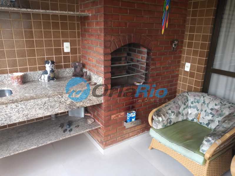 Apartamento à venda com 4 quartos, 160m² - Foto 2