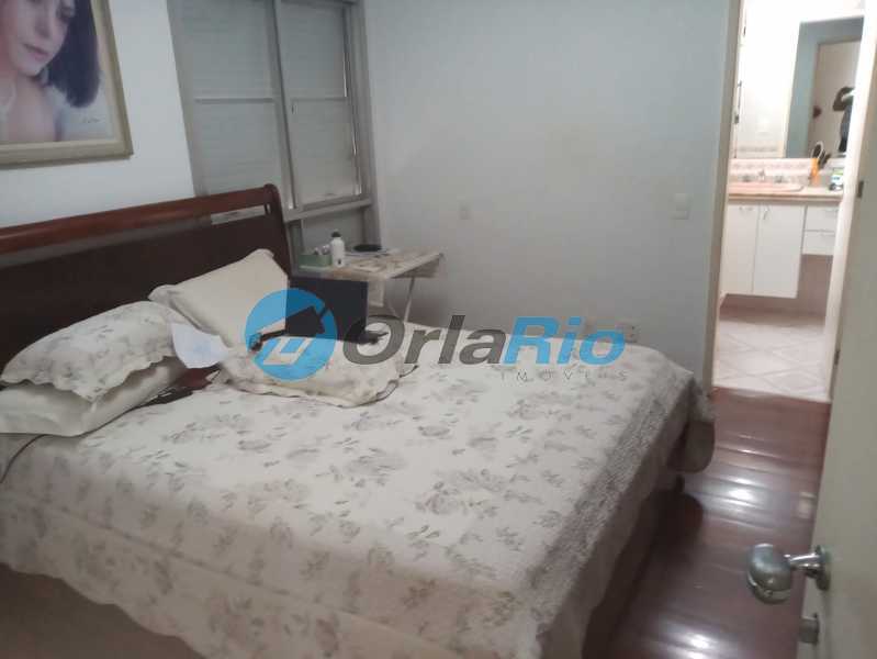 Apartamento à venda com 4 quartos, 160m² - Foto 11