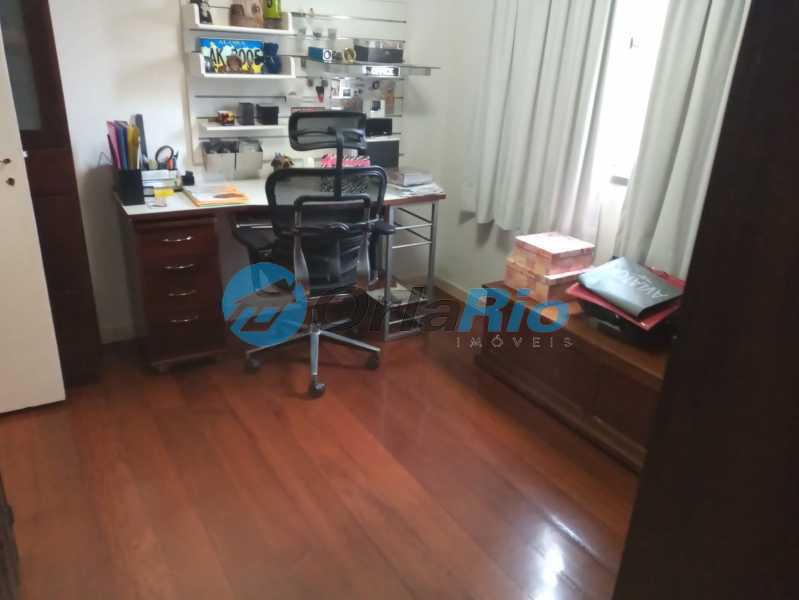 Apartamento à venda com 4 quartos, 160m² - Foto 16