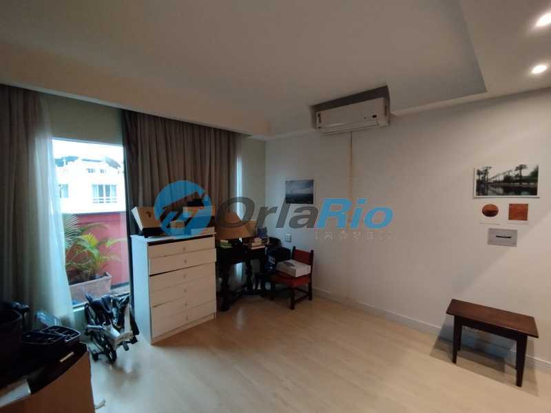 Cobertura à venda com 2 quartos, 65m² - Foto 12