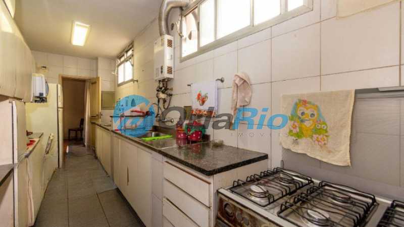 Apartamento à venda com 4 quartos, 199m² - Foto 14