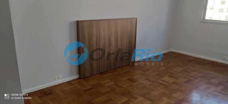 Apartamento à venda com 4 quartos, 209m² - Foto 14