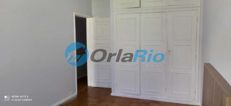 Apartamento à venda com 4 quartos, 209m² - Foto 13