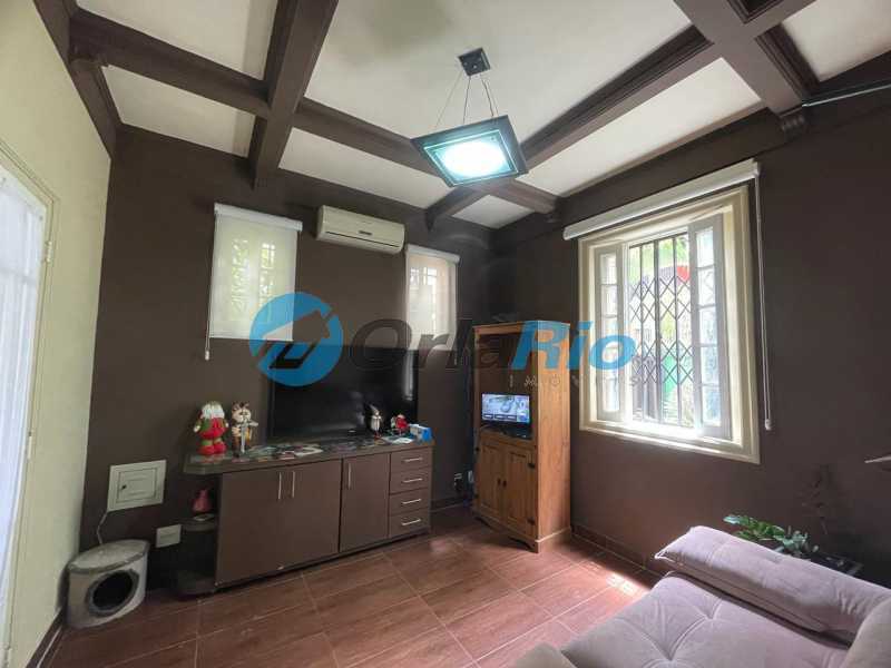 Casa à venda com 3 quartos, 211m² - Foto 5