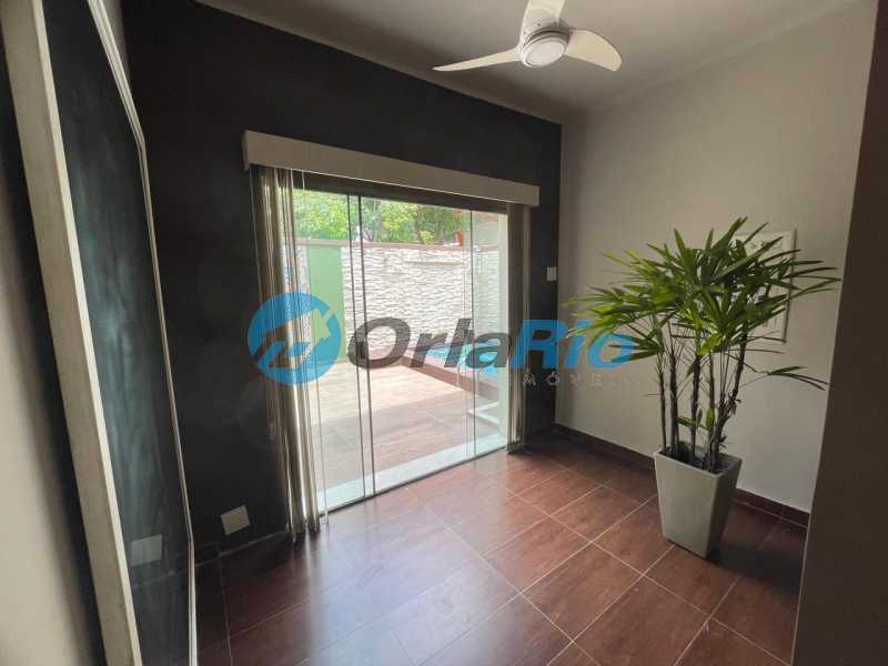 Casa à venda com 3 quartos, 211m² - Foto 6