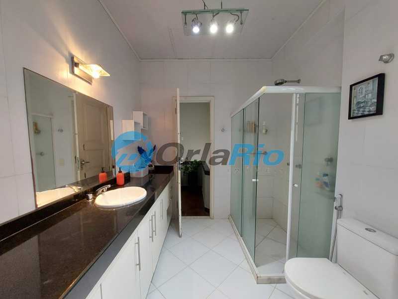 Casa à venda com 3 quartos, 211m² - Foto 22