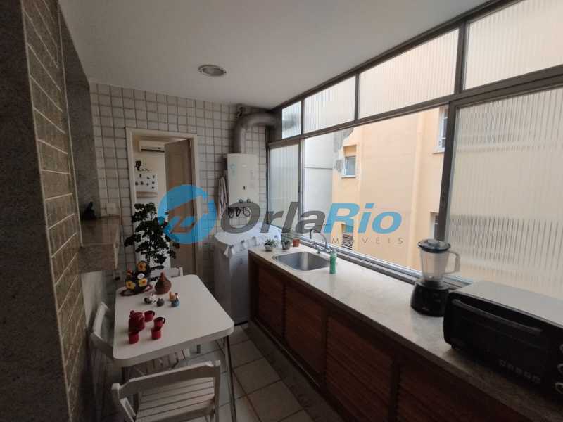 Apartamento à venda com 3 quartos, 190m² - Foto 29