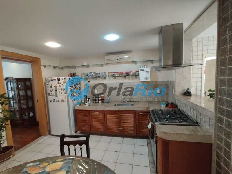 Apartamento à venda com 3 quartos, 190m² - Foto 26