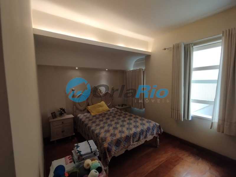 Apartamento à venda com 3 quartos, 190m² - Foto 18
