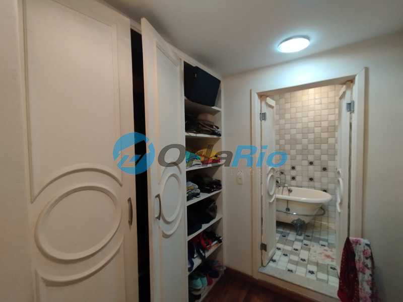Apartamento à venda com 3 quartos, 190m² - Foto 14