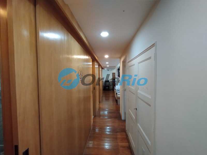 Apartamento à venda com 3 quartos, 190m² - Foto 30