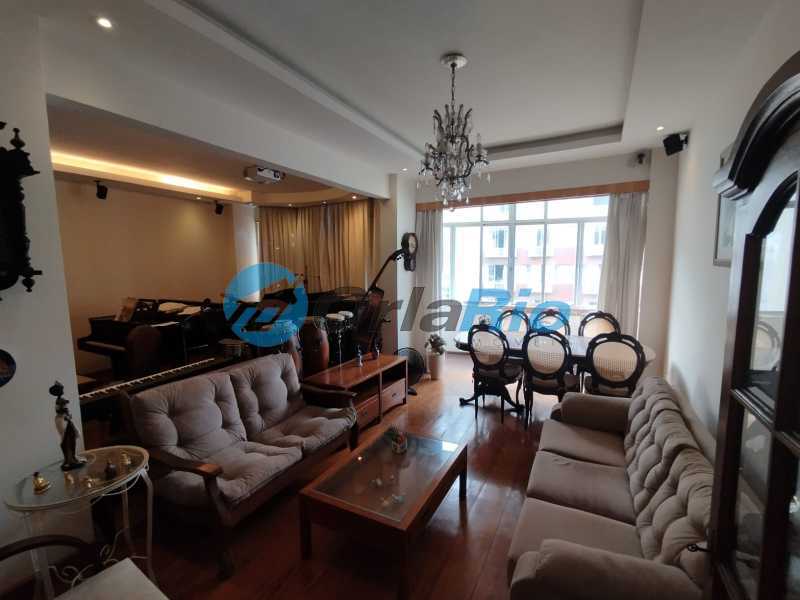 Apartamento à venda com 3 quartos, 190m² - Foto 3