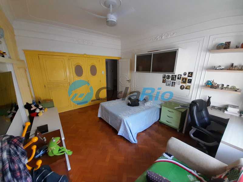 Apartamento à venda com 4 quartos, 230m² - Foto 12