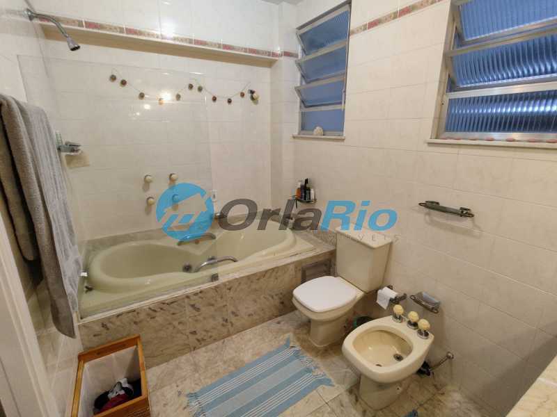 Apartamento à venda com 4 quartos, 165m² - Foto 13