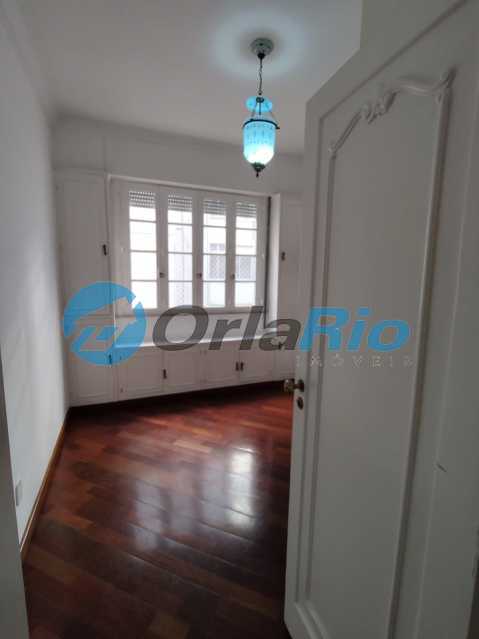 Apartamento à venda com 4 quartos, 165m² - Foto 22