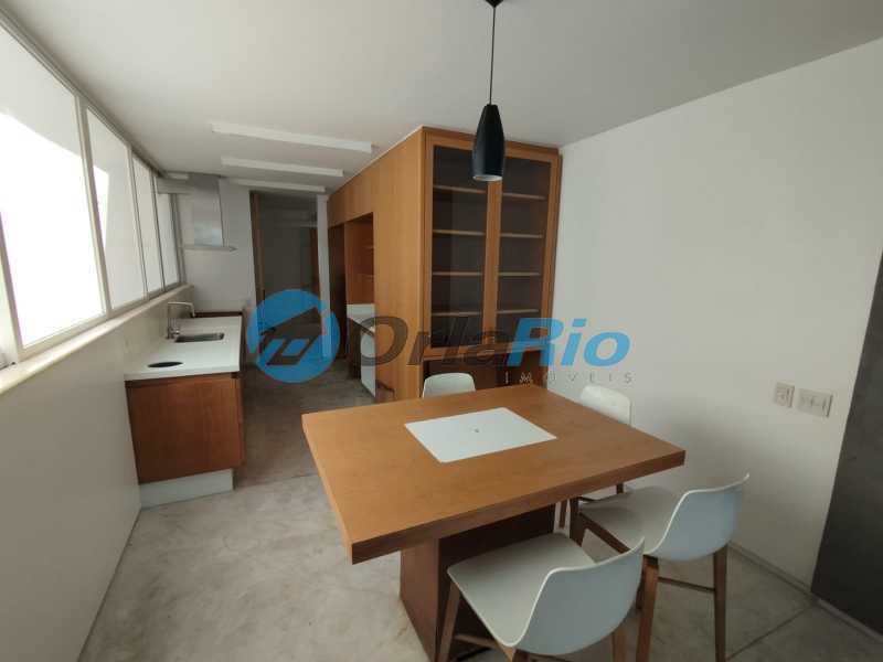 Apartamento à venda com 3 quartos, 370m² - Foto 22