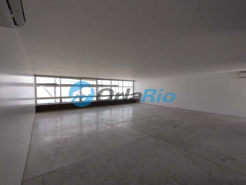 Apartamento à venda com 3 quartos, 370m² - Foto 3