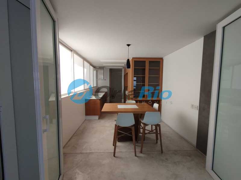 Apartamento à venda com 3 quartos, 370m² - Foto 23