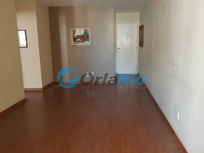 Apartamento à venda com 2 quartos, 63m² - Foto 1