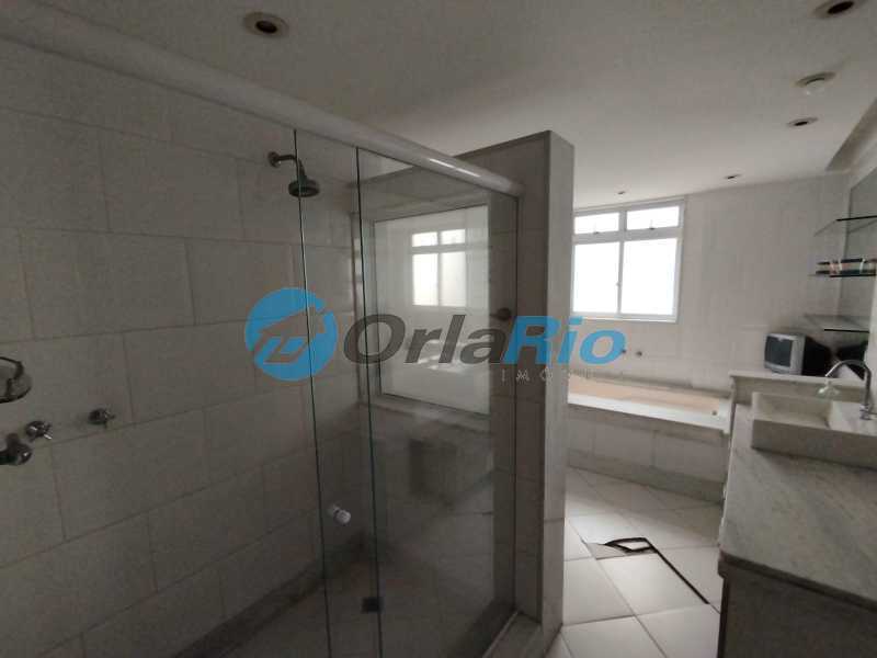 Apartamento à venda com 3 quartos, 200m² - Foto 18