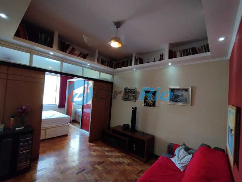 Apartamento à venda com 2 quartos, 66m² - Foto 6