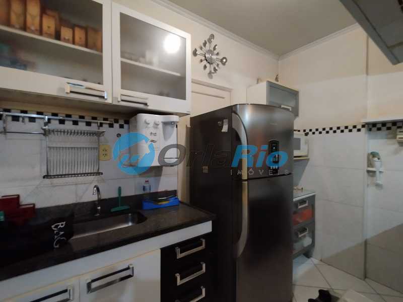 Apartamento à venda com 2 quartos, 66m² - Foto 23