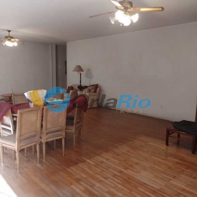 Apartamento à venda com 4 quartos, 257m² - Foto 4