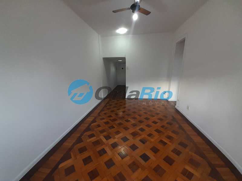 Apartamento à venda com 3 quartos, 75m² - Foto 4