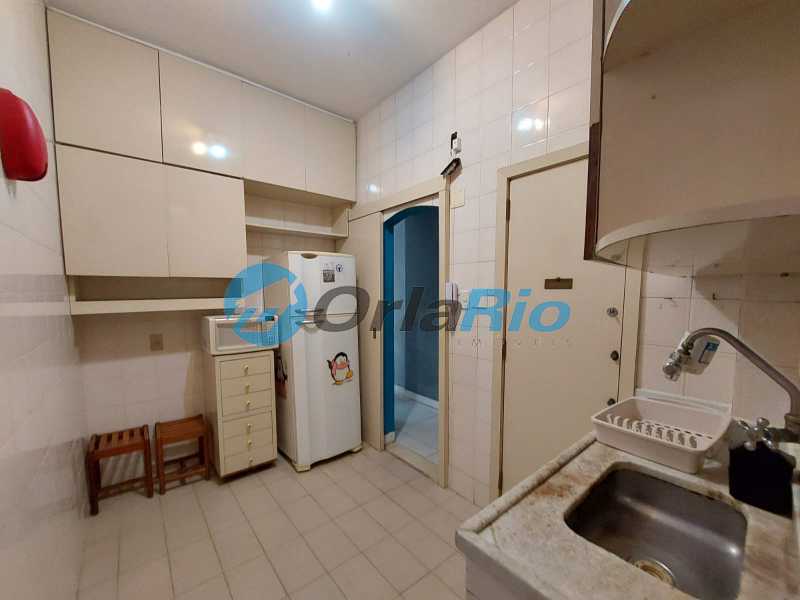 Apartamento à venda com 2 quartos, 61m² - Foto 18