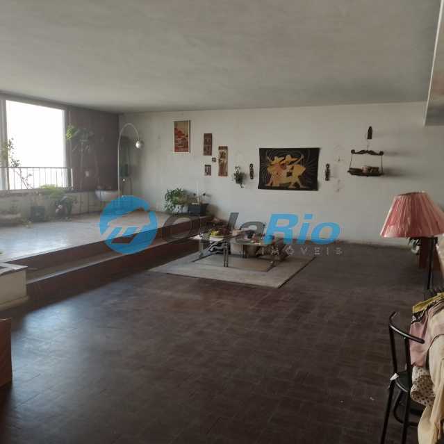 Apartamento à venda com 4 quartos, 210m² - Foto 3