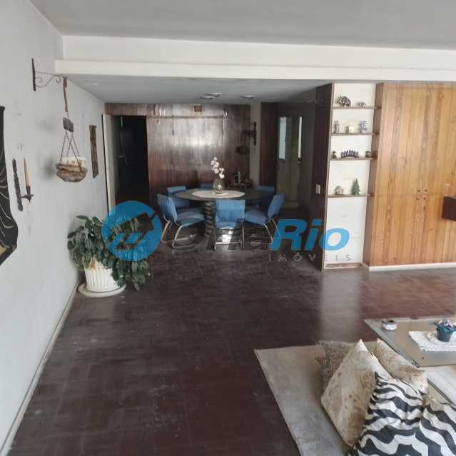 Apartamento à venda com 4 quartos, 210m² - Foto 6