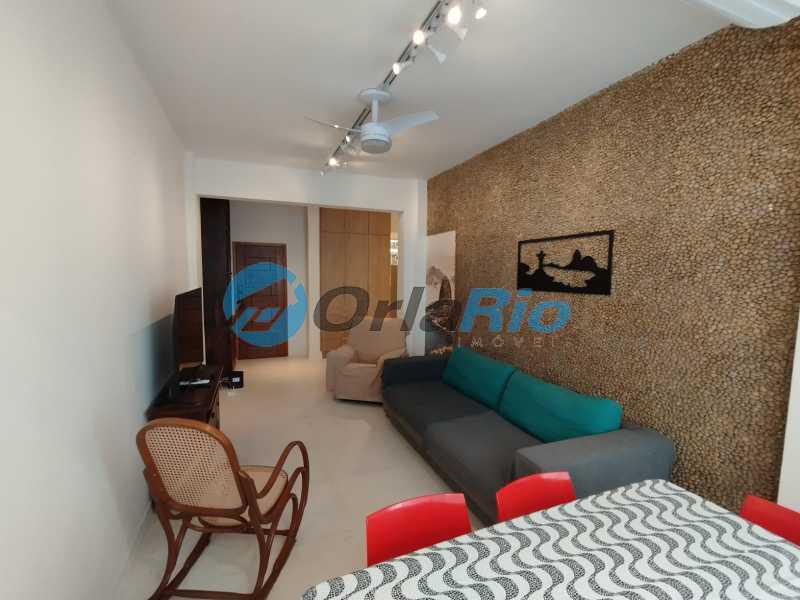 Apartamento à venda com 2 quartos, 93m² - Foto 2