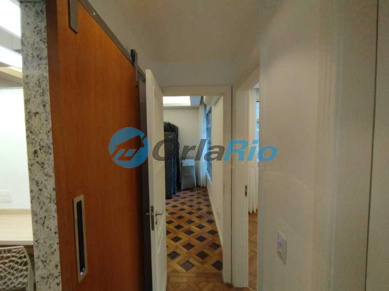 Apartamento à venda com 2 quartos, 67m² - Foto 3