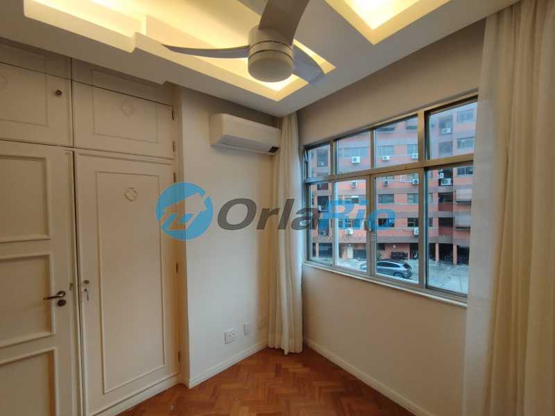 Apartamento à venda com 2 quartos, 67m² - Foto 4