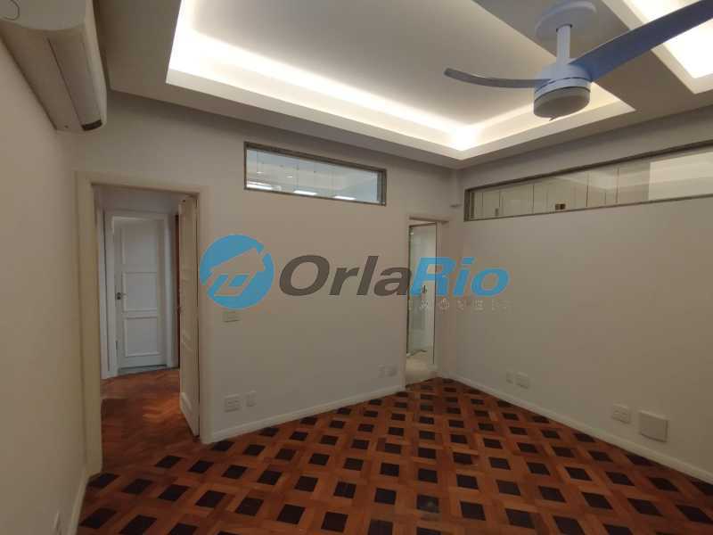 Apartamento à venda com 2 quartos, 67m² - Foto 1