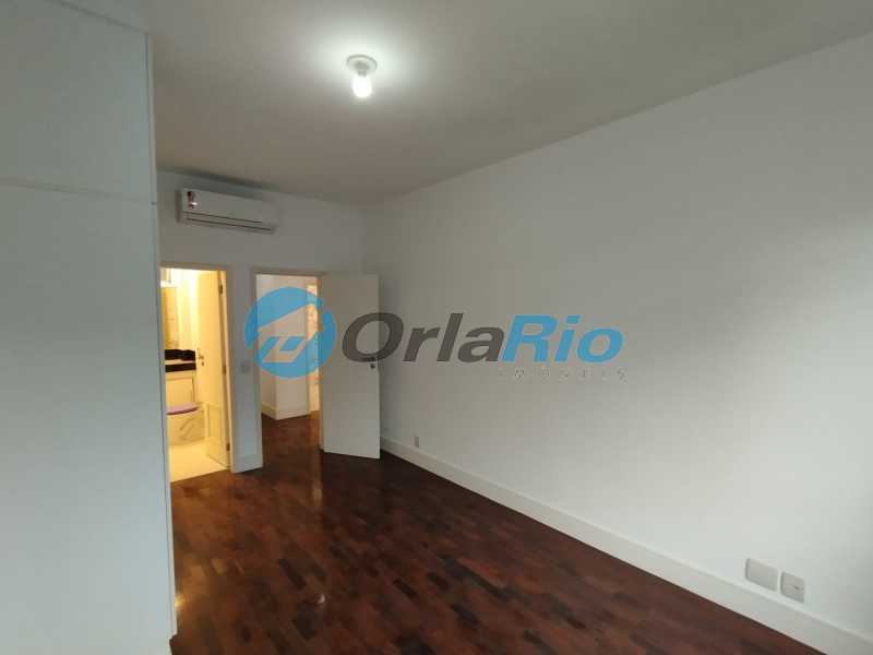 Apartamento à venda com 3 quartos, 150m² - Foto 17