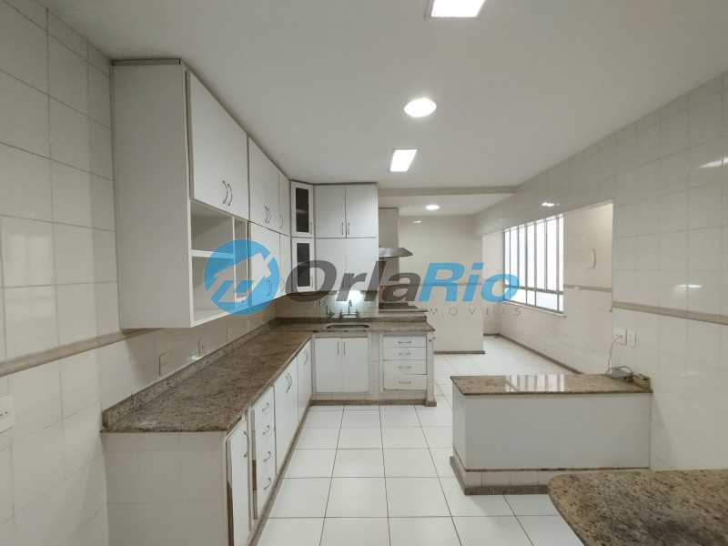 Apartamento à venda com 3 quartos, 280m² - Foto 23