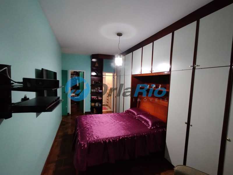 Apartamento à venda com 3 quartos, 156m² - Foto 9