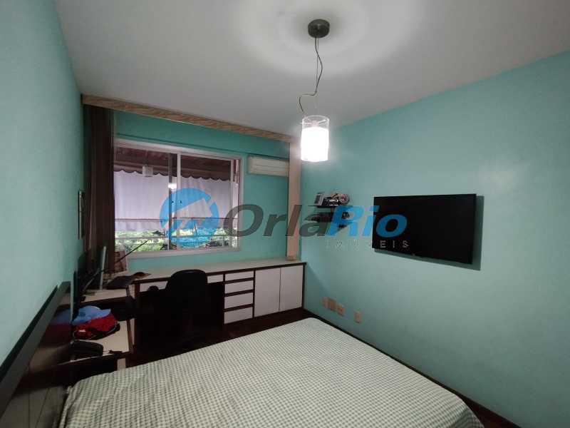 Apartamento à venda com 3 quartos, 156m² - Foto 14