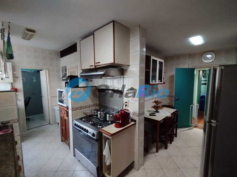 Apartamento à venda com 3 quartos, 156m² - Foto 21