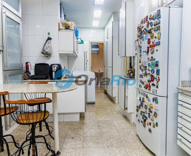 Apartamento à venda com 3 quartos, 300m² - Foto 29