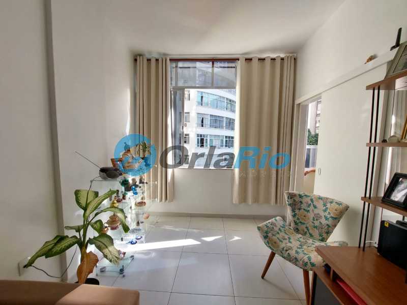 Apartamento à venda com 1 quarto, 34m² - Foto 2